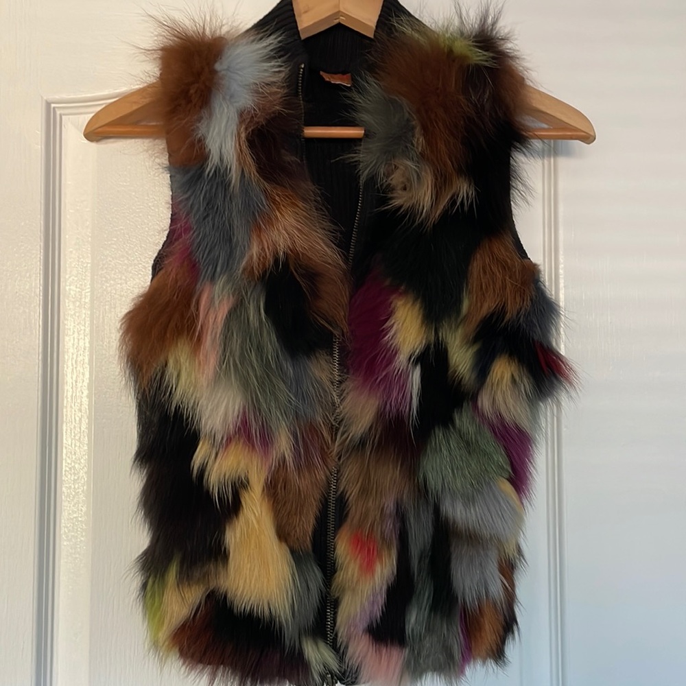 Fuzzy zip up sweater vest